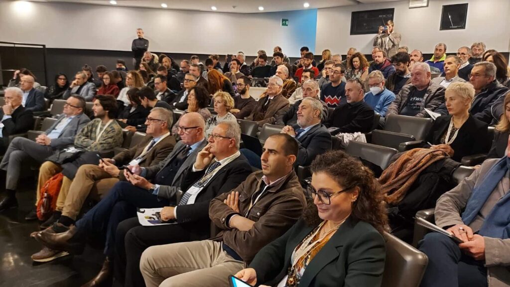 black_to_the_future2