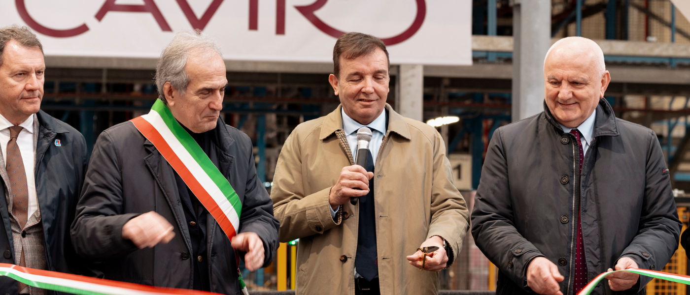 foto di gruppo con carlo dalmonte